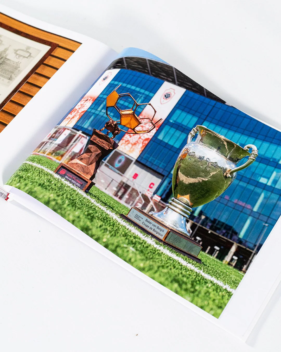 Royal Antwerp FC 'Den Dubbel' Fotoboek - Image 3