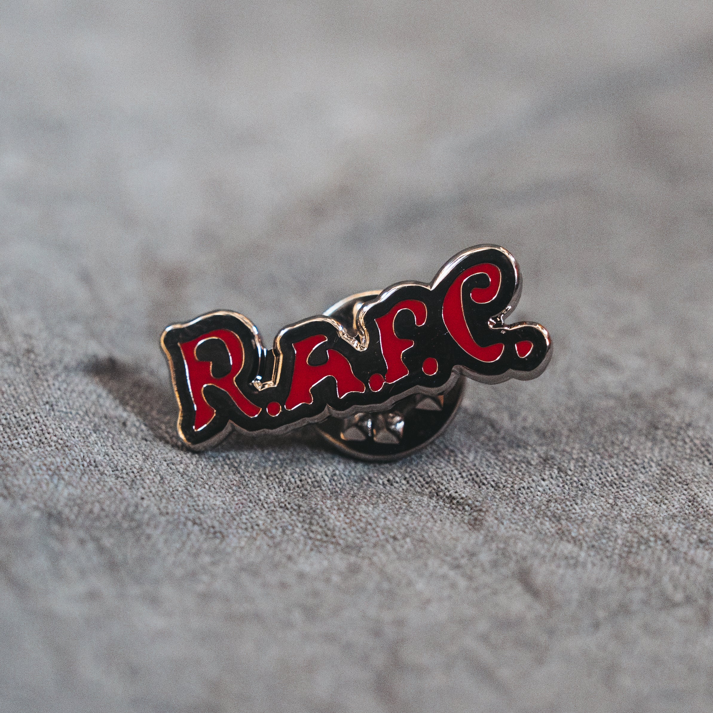 Retro pin RAFC