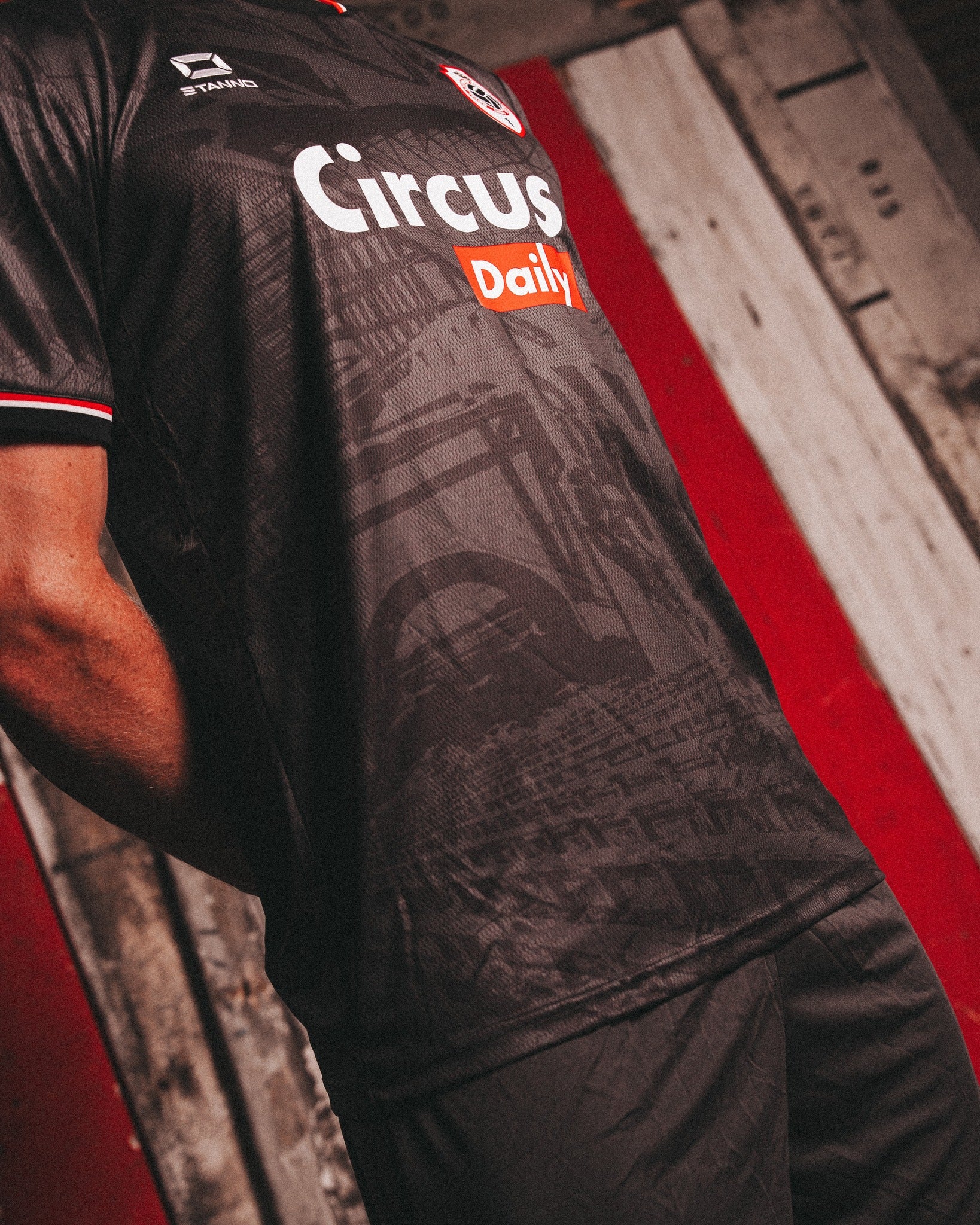 Royal Antwerp Third Shirt 25/26 - Image 8