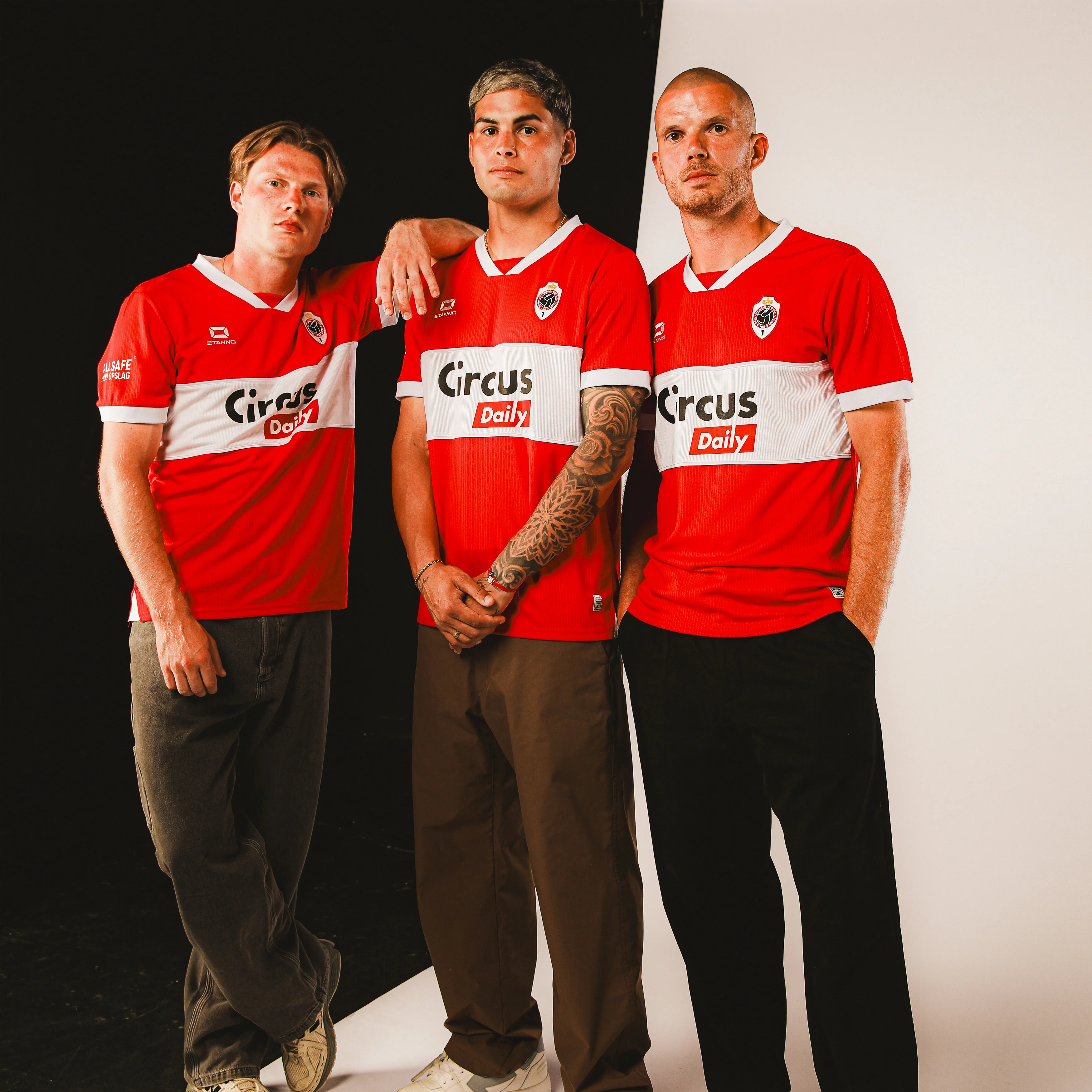 Royal Antwerp FC Home Shirt 25/26 - Image 4