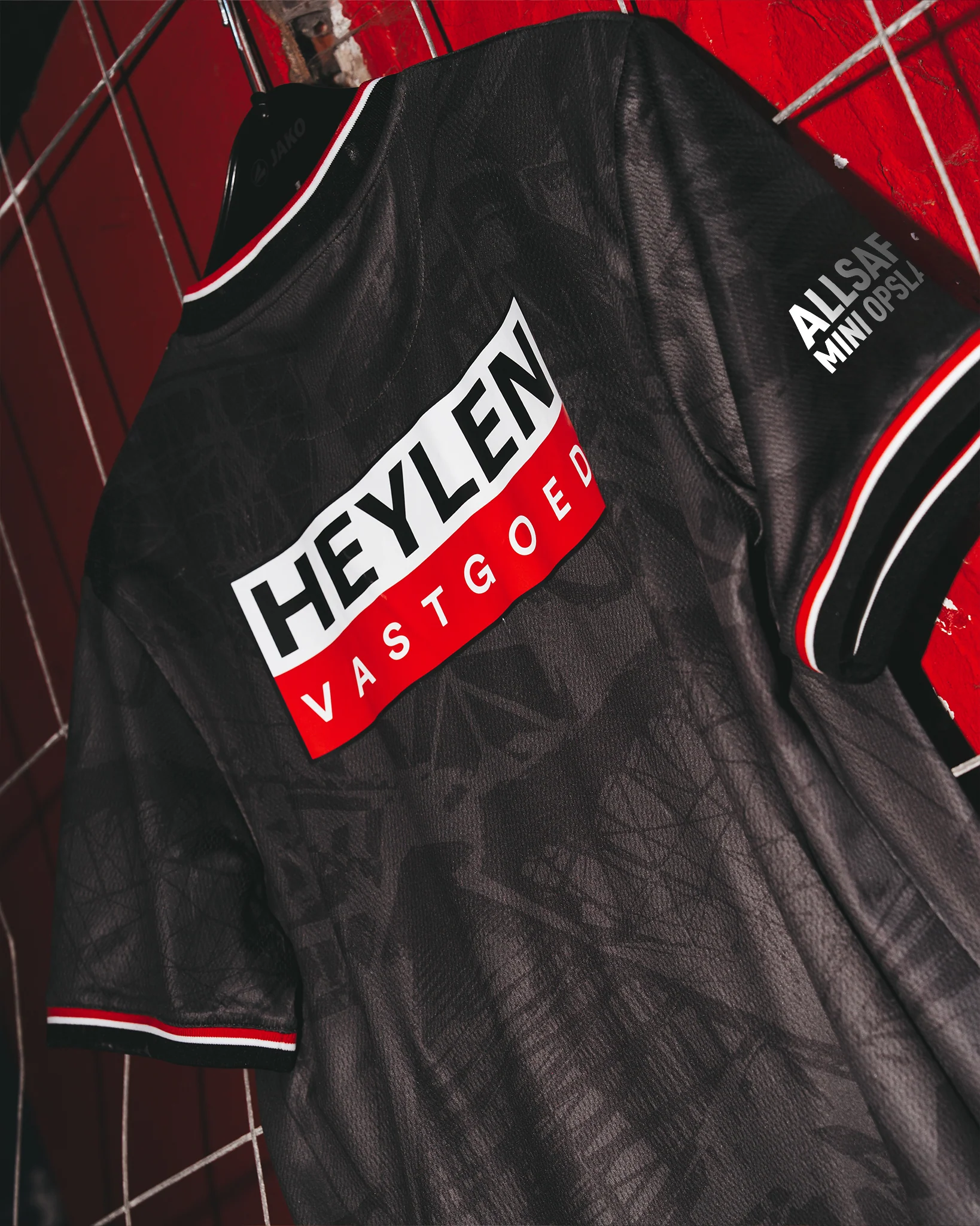 Royal Antwerp Third Shirt 25/26 - Junior - Image 3